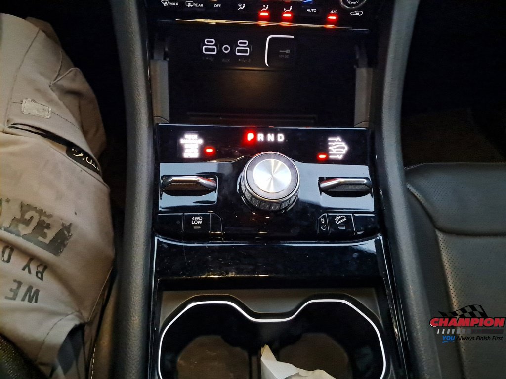 Used 2023 Jeep Grand Cherokee L Overland AWD/4WD image 28