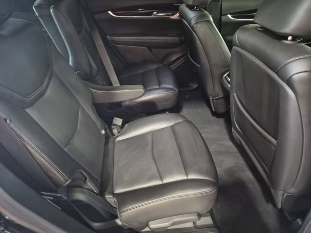 Certified 2025 Cadillac XT6 Premium Luxury w/ LPO, Floor Liner Package AWD/4WD image 32
