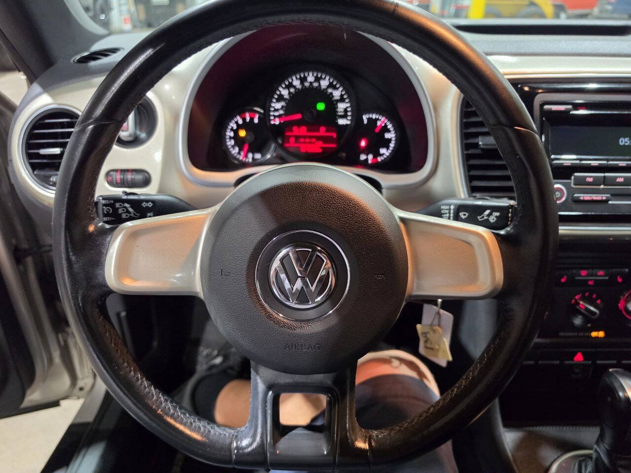 Used 2012 Volkswagen Beetle 2.5 FWD image 31