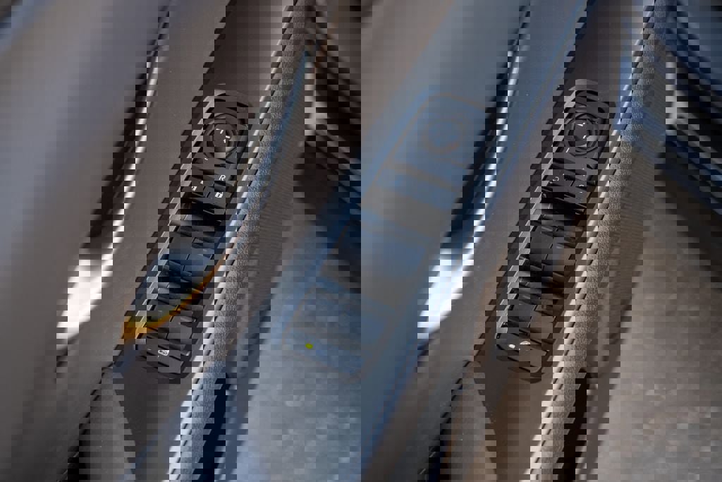 New 2026 Lexus UX 300h FWD image 27