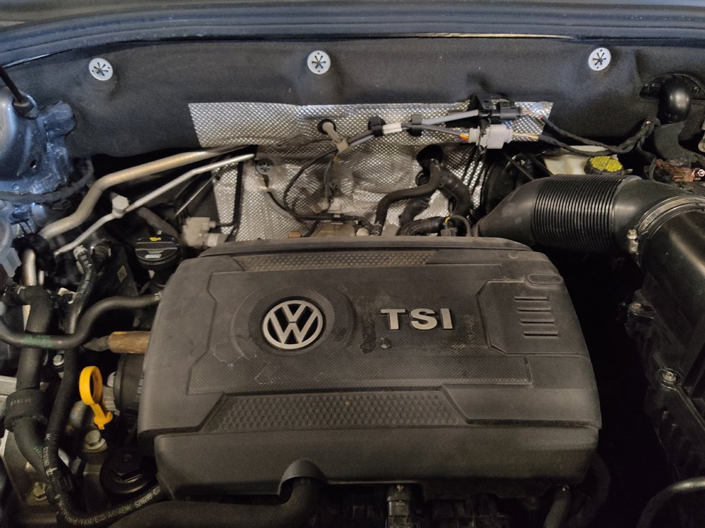 Used 2020 Volkswagen Atlas Cross Sport S FWD image 30