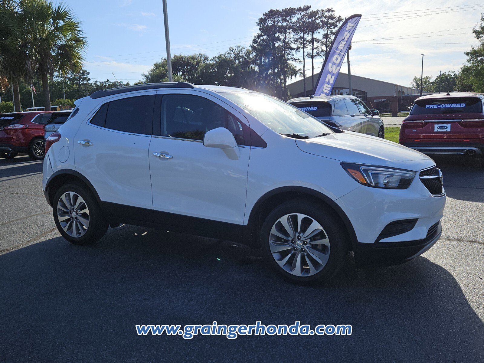 Used 2020 Buick Encore Preferred w/ Safety Package FWD image 7