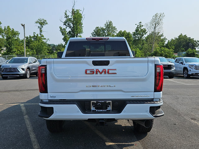 New 2026 GMC Sierra 2500 Denali w/ Denali Reserve Package AWD/4WD image 5