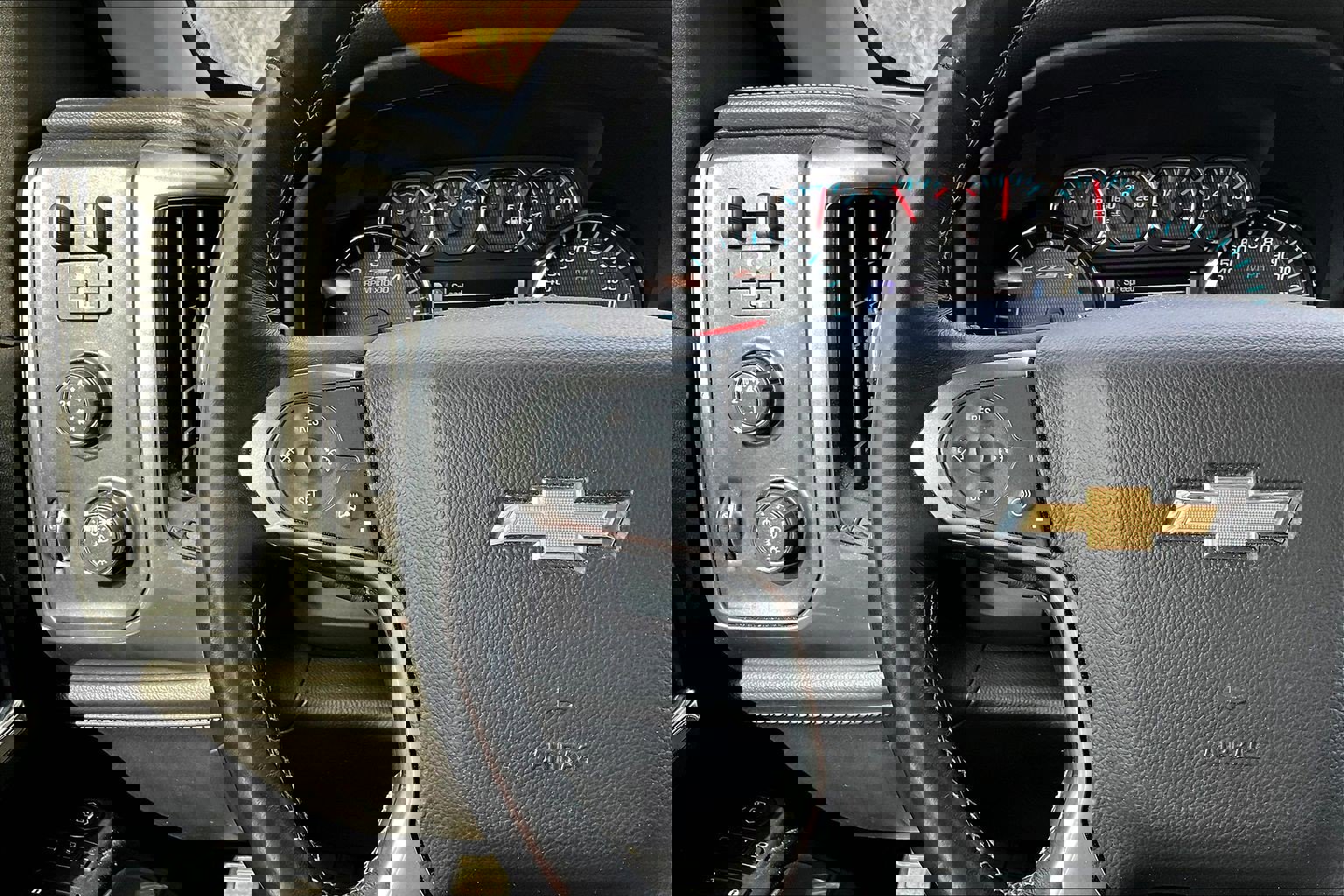 Used 2017 Chevrolet Silverado 1500 LTZ Z71 w/ LTZ Plus Package image 11