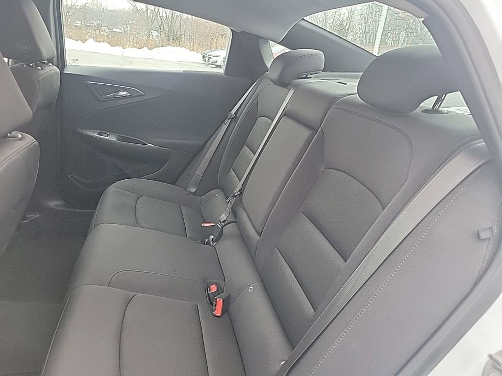 Used 2024 Chevrolet Malibu LT image 10