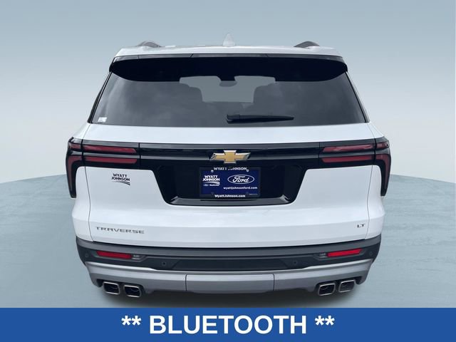 Used 2024 Chevrolet Traverse LT FWD image 4