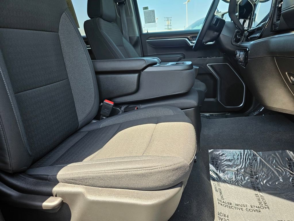 New 2025 Chevrolet Silverado 1500 LT AWD/4WD image 9