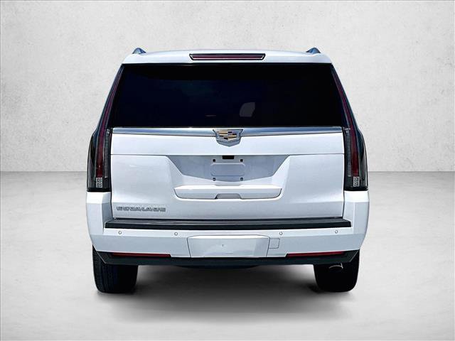 Used 2019 Cadillac Escalade Premium Luxury RWD image 4