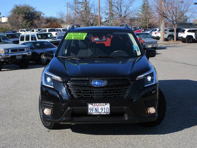 Used 2023 Subaru Forester Premium image 23