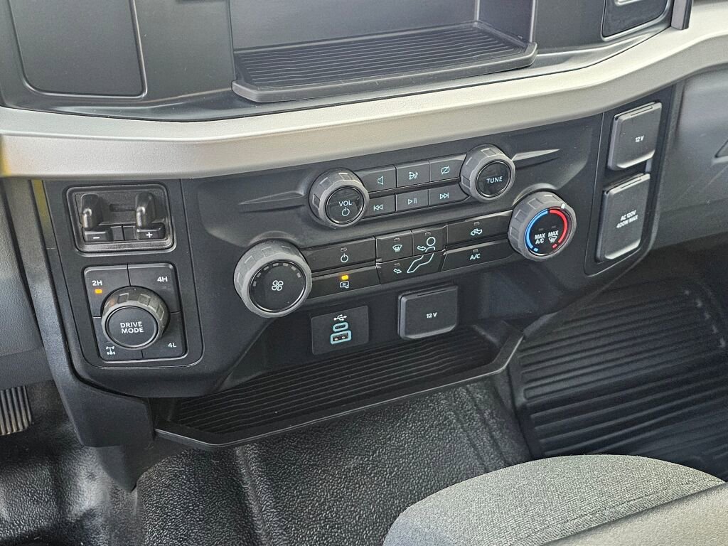 Certified 2024 Ford F350 XLT image 27