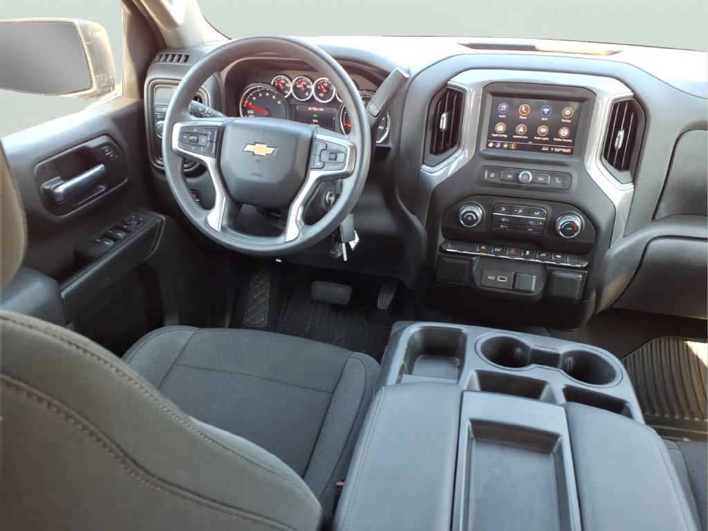Used 2022 Chevrolet Silverado 1500 Custom w/ LPO, Dark Essentials Package RWD image 6