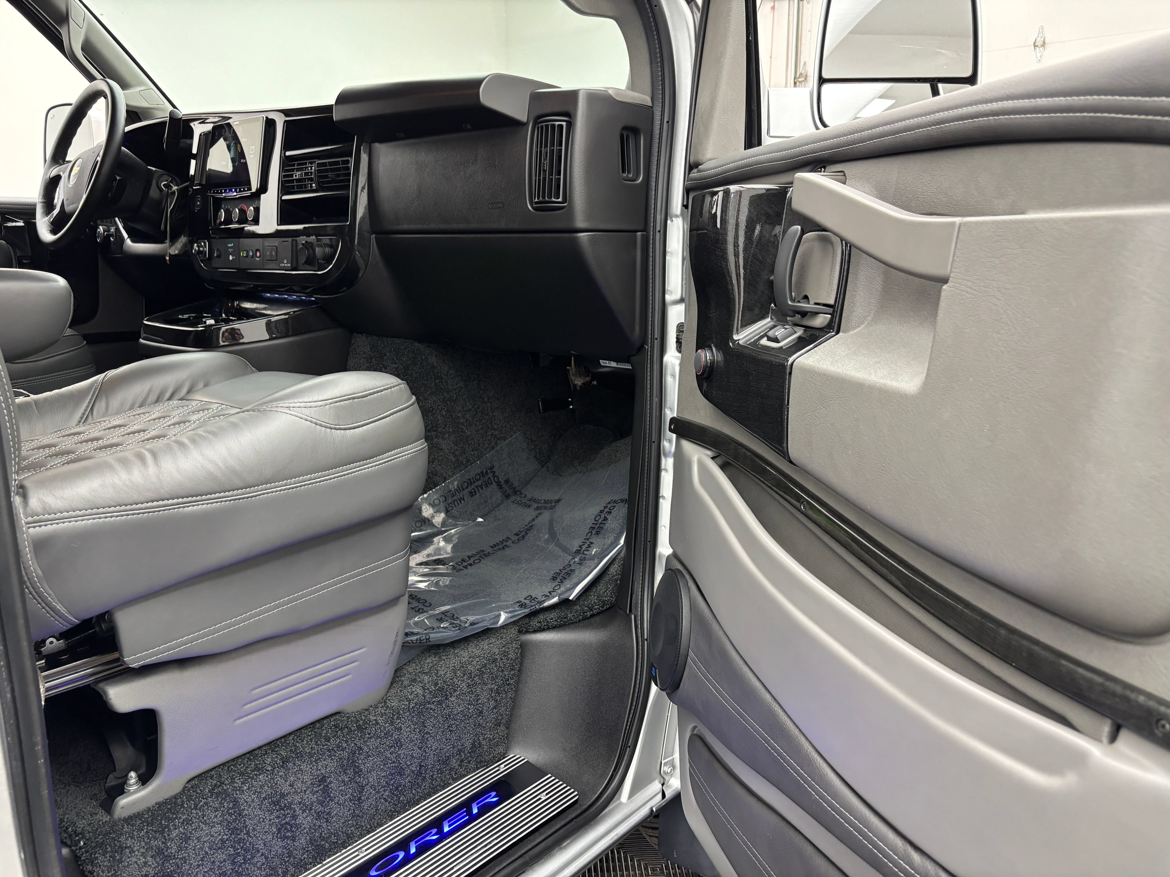 Used 2025 Chevrolet Express 2500 w/ Driver Convenience Package RWD image 22