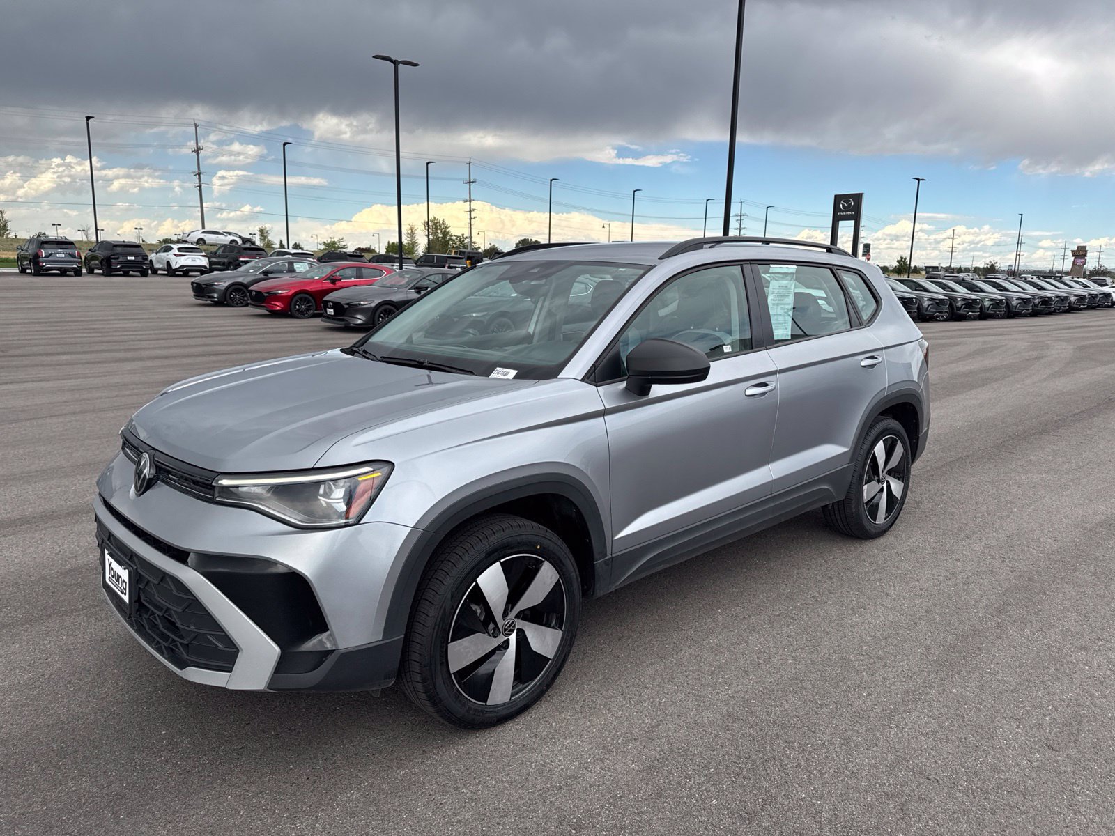 Used 2025 Volkswagen Taos S AWD/4WD image 3