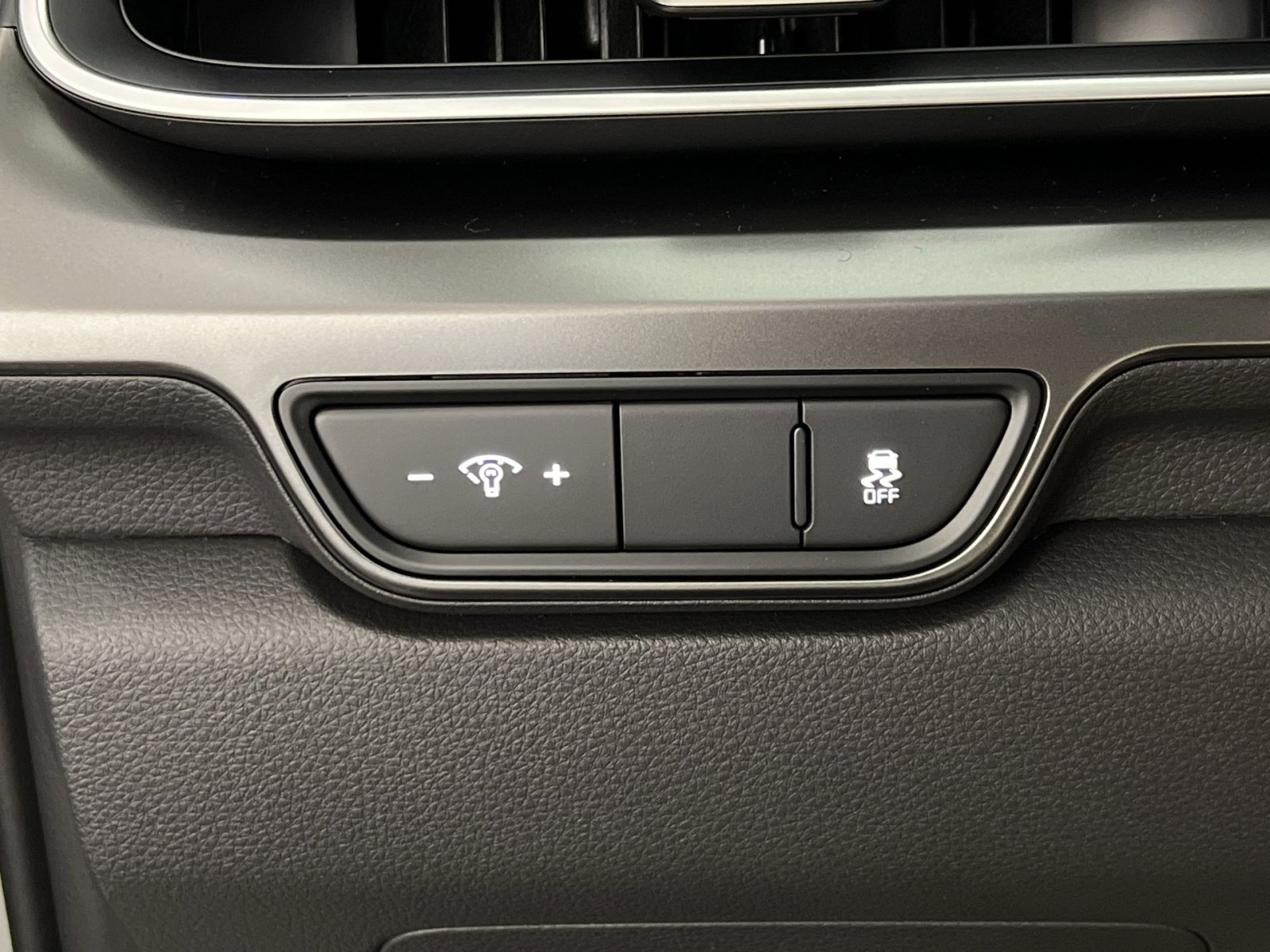 New 2026 Kia Carnival SX w/ SX Dark Edition Package image 37