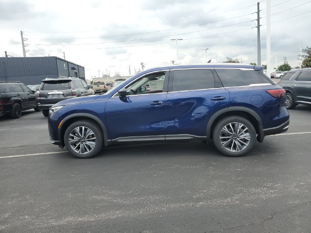 New 2027 INFINITI QX60 Luxe w/ Family Package AWD/4WD image 4