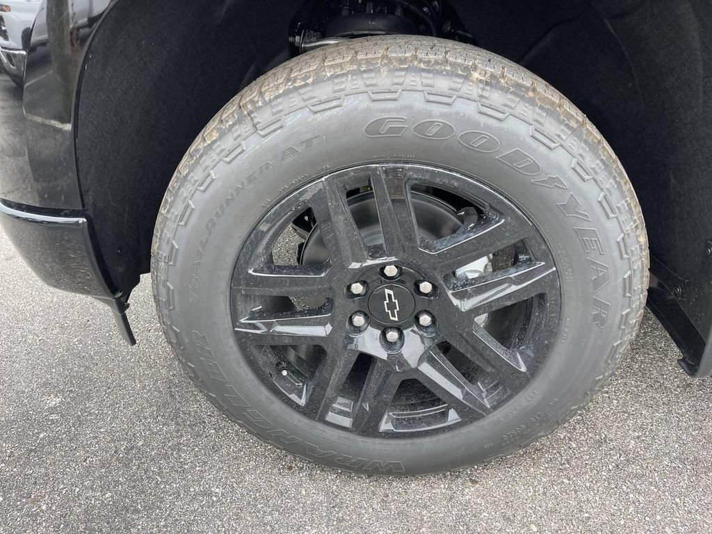 New 2026 Chevrolet Silverado 1500 High Country w/ Midnight Edition AWD/4WD image 10