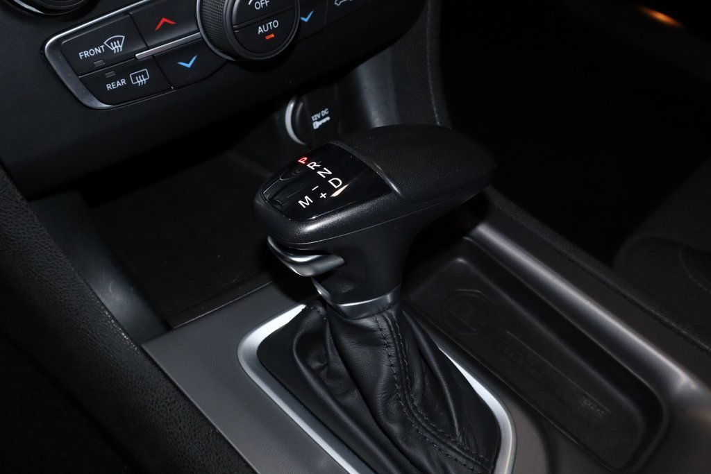 Used 2023 Dodge Charger GT w/ Technology Group image 32