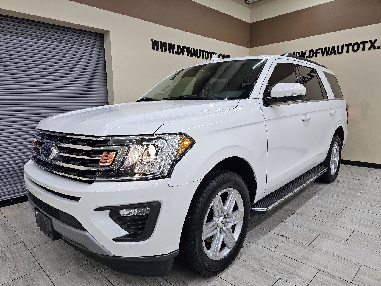Used 2020 Ford Expedition XLT w/ Equipment Group 202A RWD image 2
