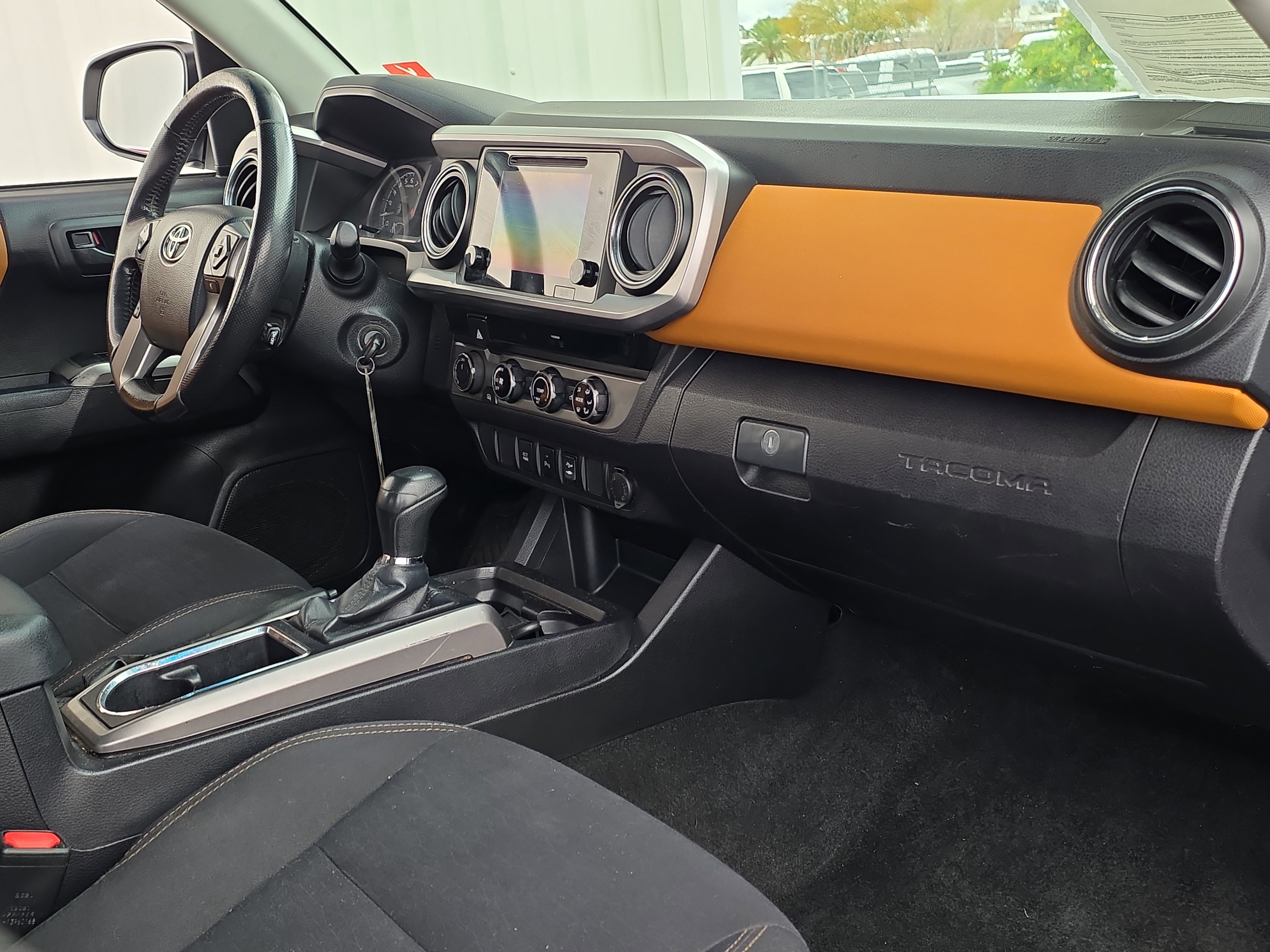 Used 2017 Toyota Tacoma SR5 w/ Tow Package image 32