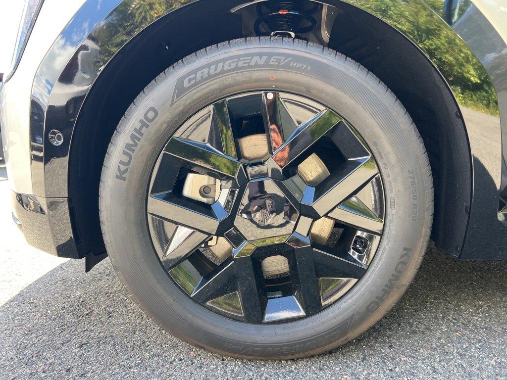 New 2026 Kia EV9 Land w/ Nightfall Edition Package image 6