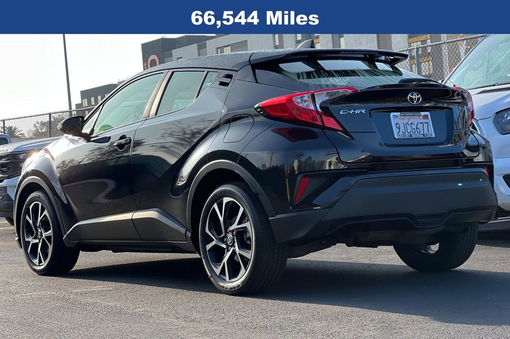Used 2020 Toyota C-HR XLE image 8