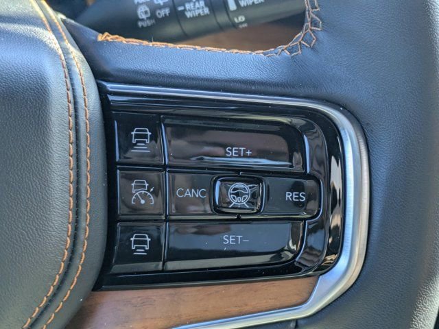Used 2023 Jeep Grand Wagoneer Series III image 22
