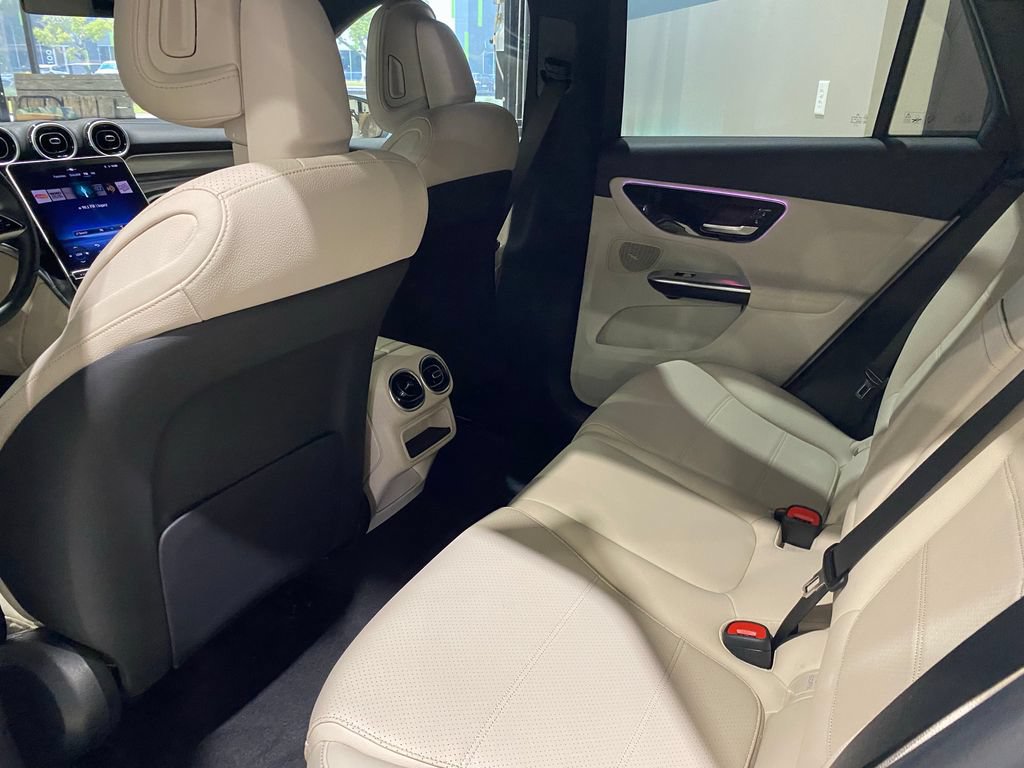 Certified 2025 Mercedes-Benz GLC 300 4MATIC image 5