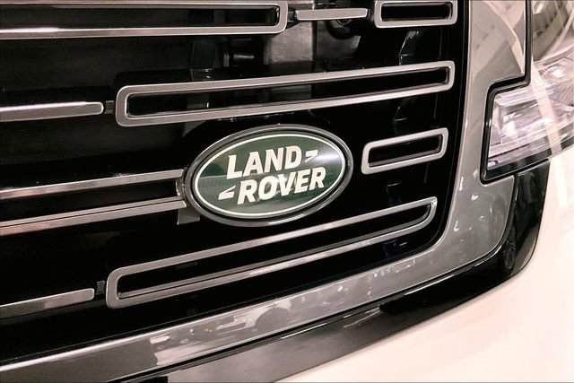 Certified 2024 Land Rover Range Rover SE image 32
