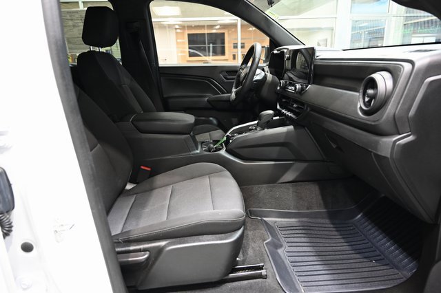 Used 2023 Chevrolet Colorado Trail Boss w/ Advanced Trailering Package image 11