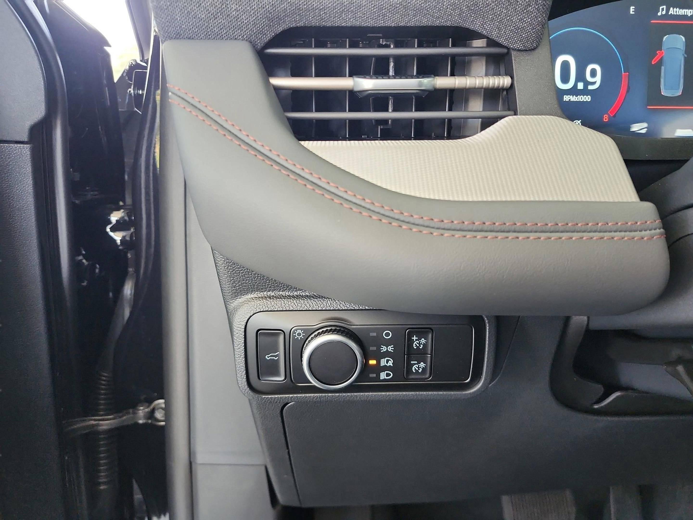 New 2026 Ford Explorer Active image 13