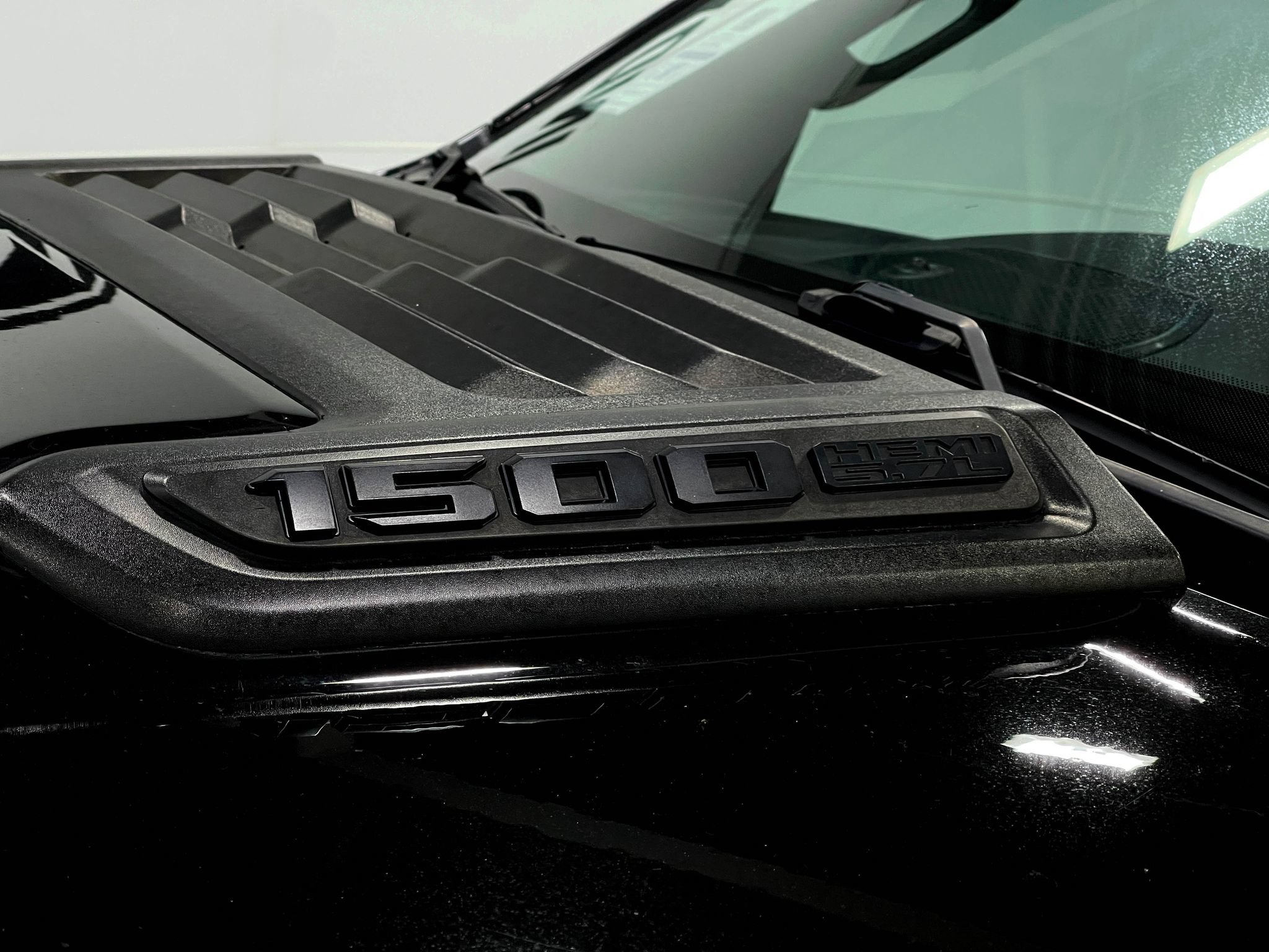 Used 2022 RAM 1500 Rebel w/ Level 1 Equipment Group AWD/4WD image 37