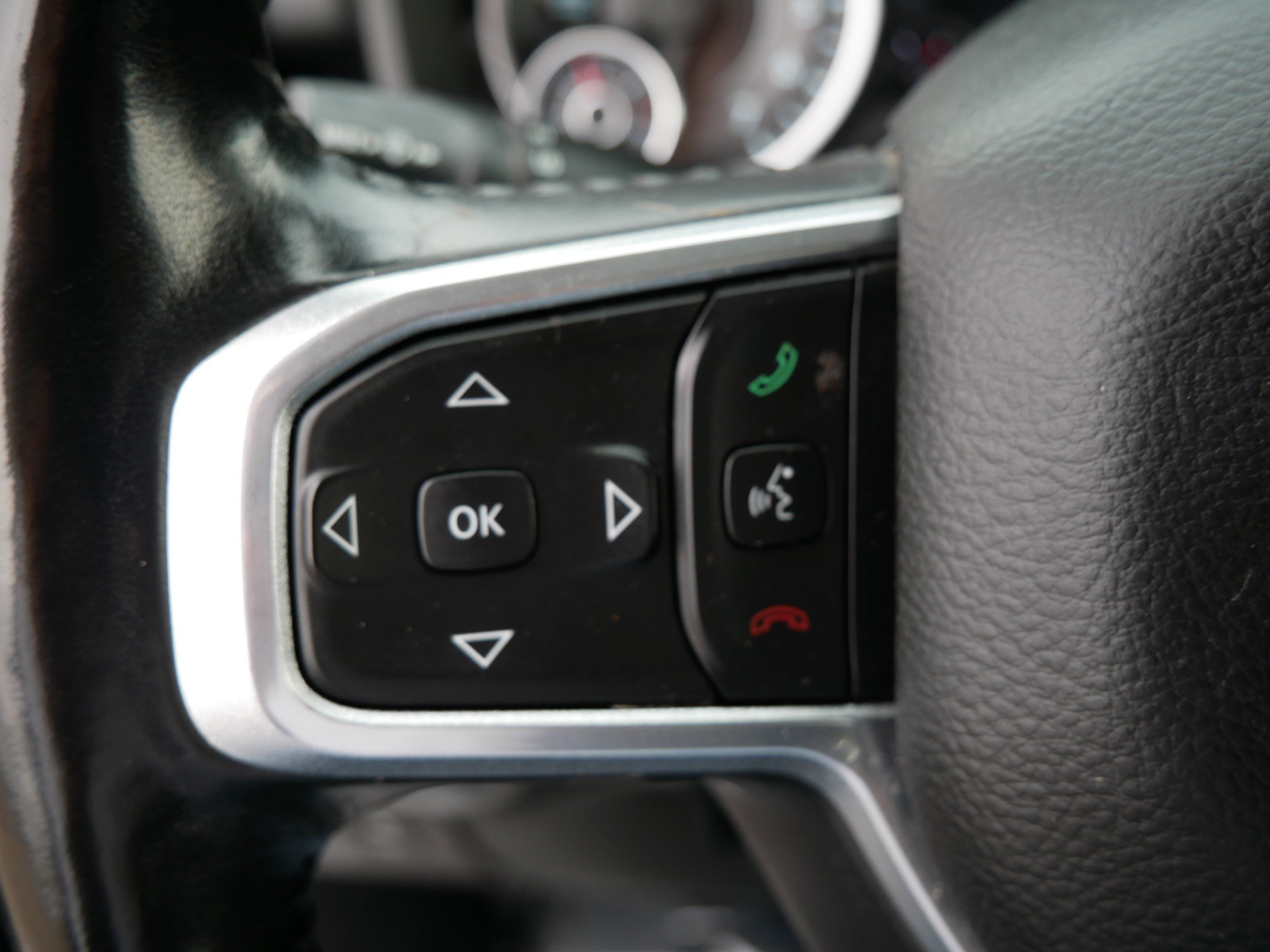 Used 2020 RAM 1500 Laramie image 28