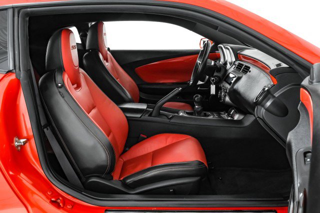 Used 2010 Chevrolet Camaro SS w/ RS Package image 23