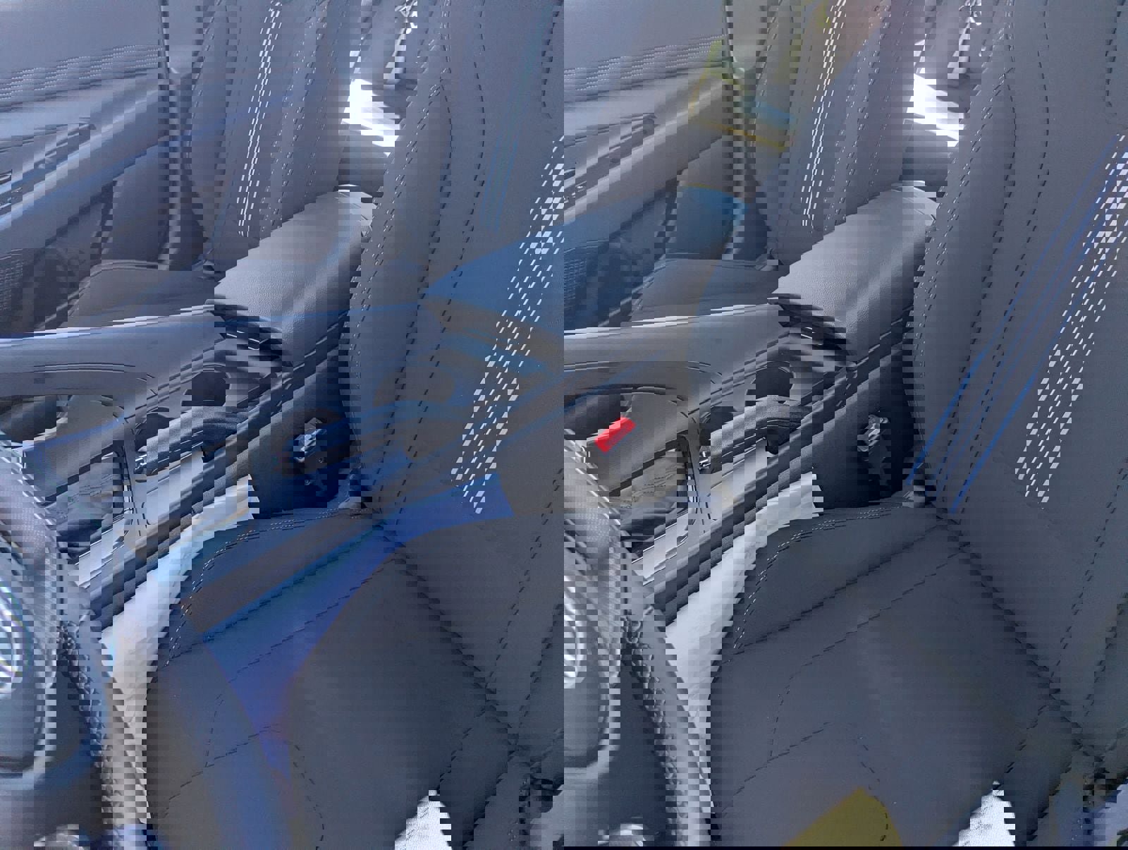 Used 2026 Hyundai Elantra Sport image 17