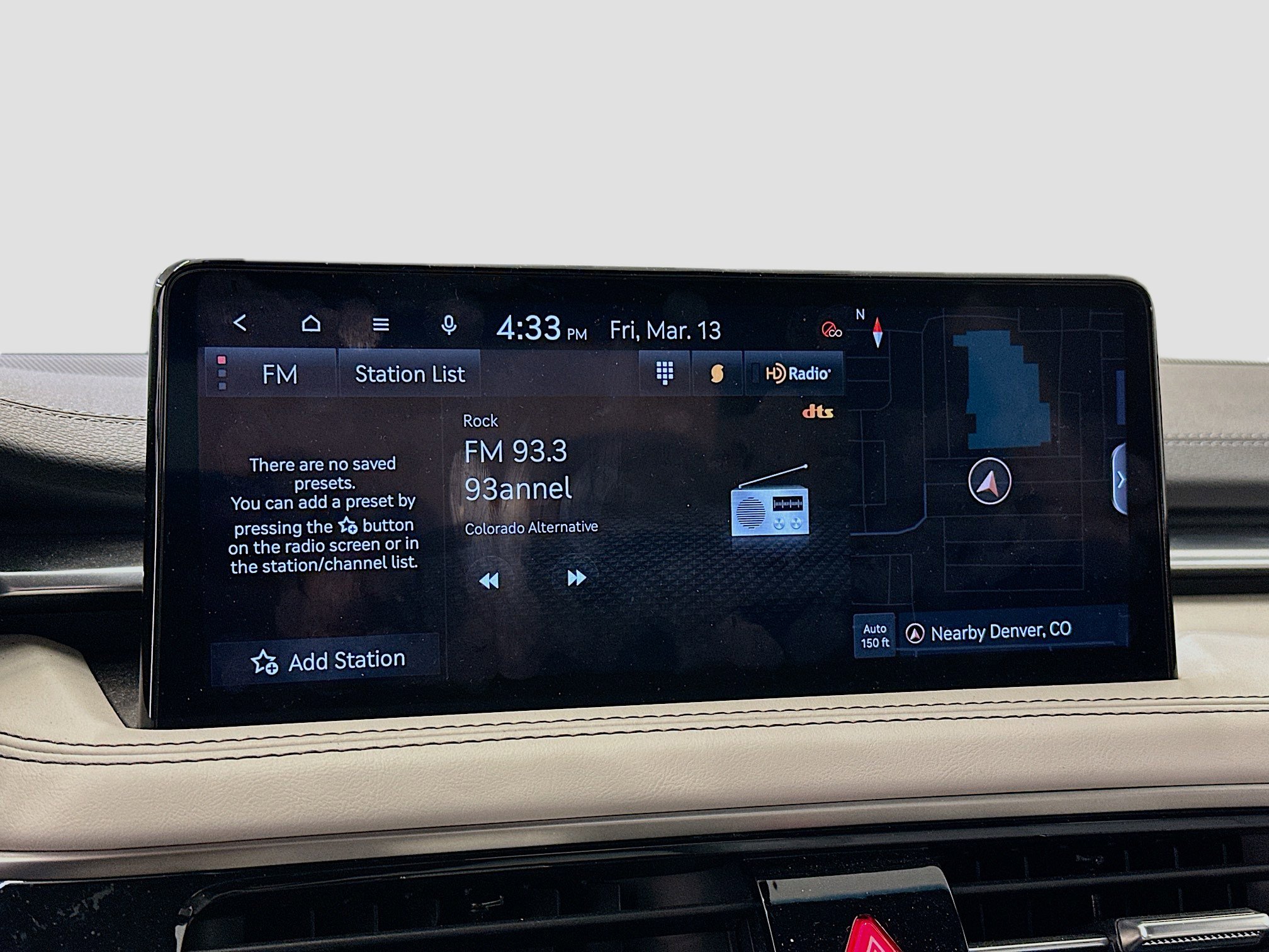 Used 2025 Genesis G70 2.5T image 21