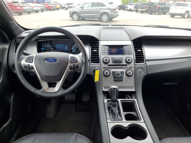 Certified 2018 Ford Taurus SEL FWD image 28
