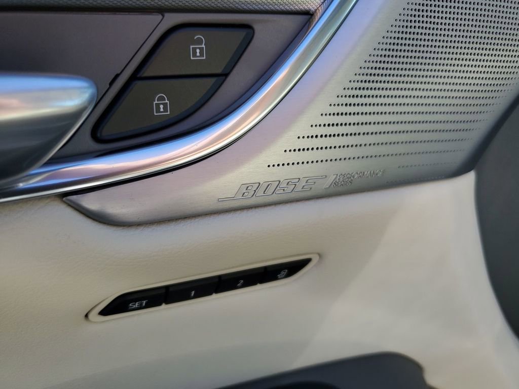 New 2025 Cadillac XT5 Premium Luxury w/ LPO, Floor Liner Package image 25