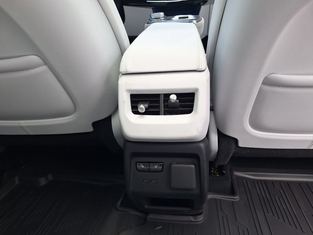 New 2026 Cadillac Optiq Sport 2 RWD image 27