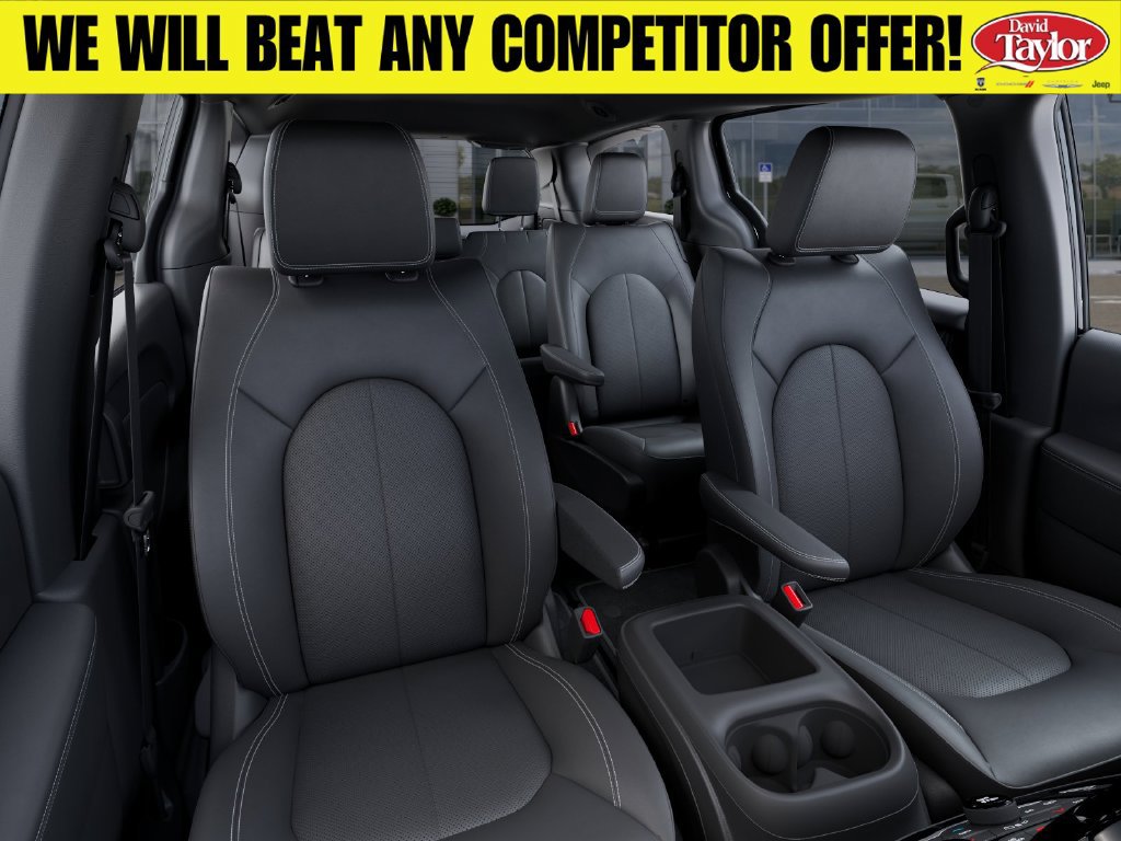 New 2027 Chrysler Pacifica Select AWD/4WD image 17