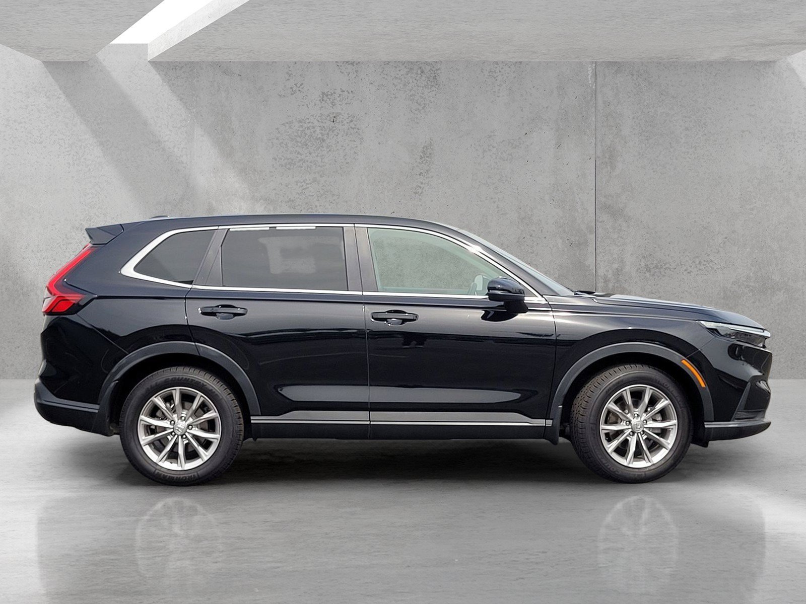 Used 2024 Honda CR-V EX image 4
