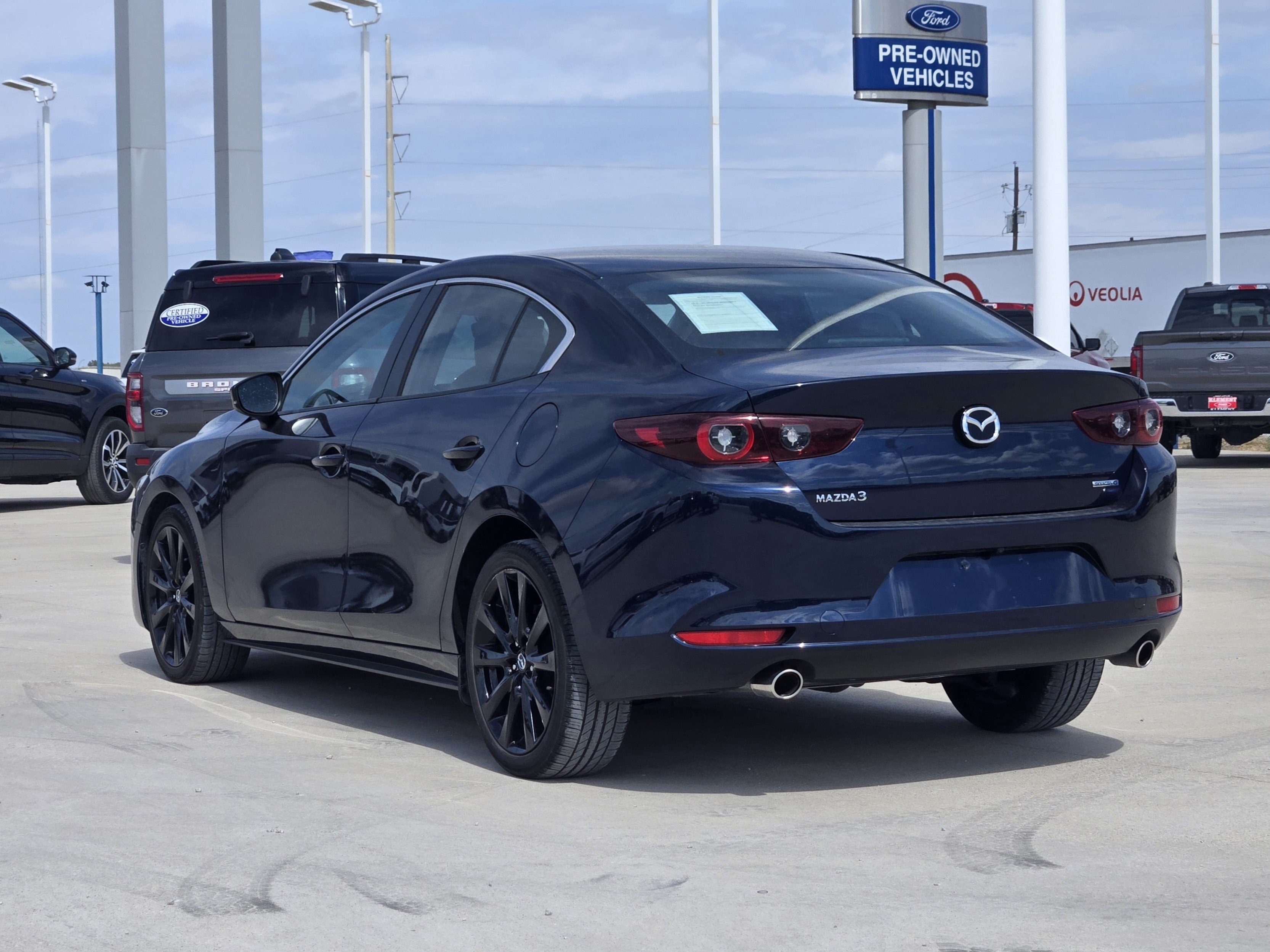 Used 2024 MAZDA MAZDA3 s FWD image 5