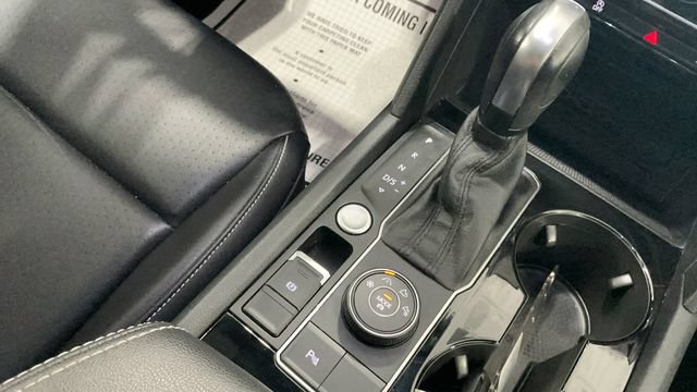 Used 2020 Volkswagen Atlas Cross Sport SEL R-Line AWD/4WD image 24