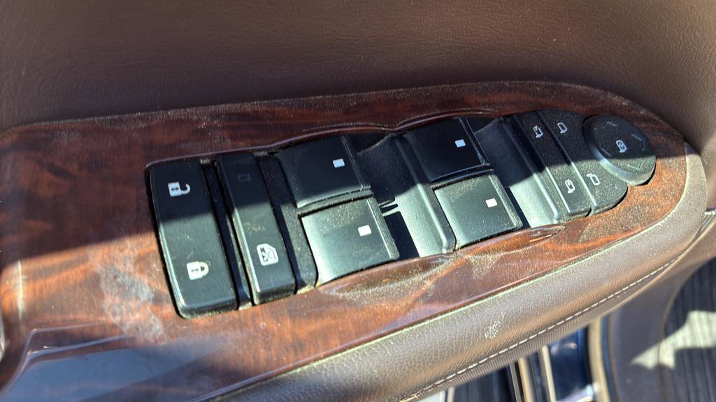 Used 2016 Buick Enclave Premium w/ Experience Buick Package image 12