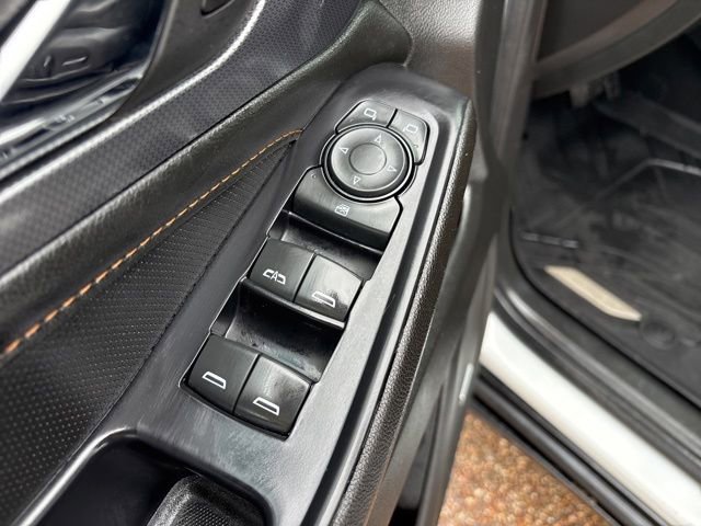 Used 2021 Chevrolet Traverse Premier w/ Redline Edition FWD image 12