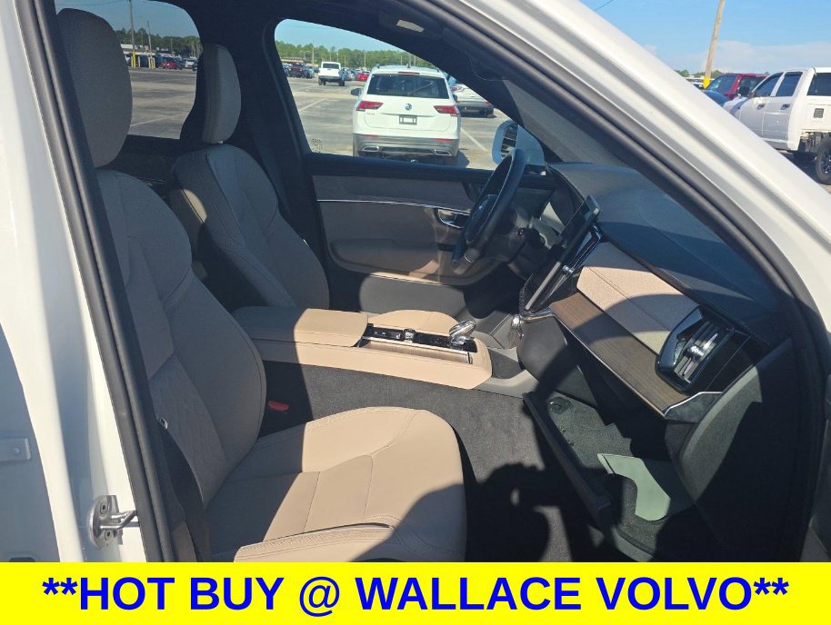 Used 2026 Volvo XC90 B6 Plus AWD/4WD image 4