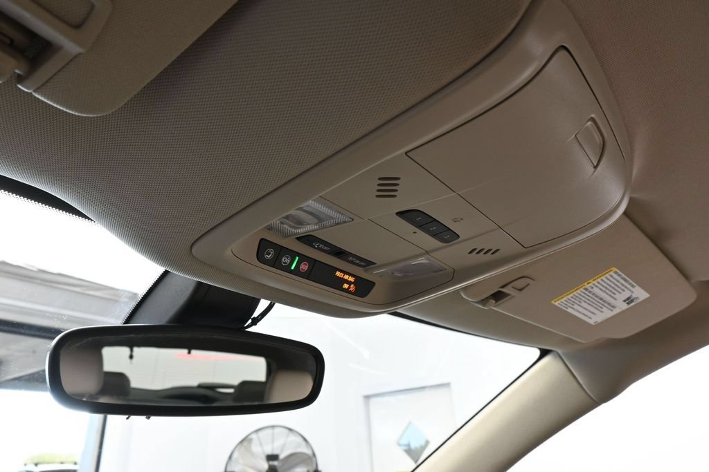 Used 2020 Buick Enclave Essence FWD image 23