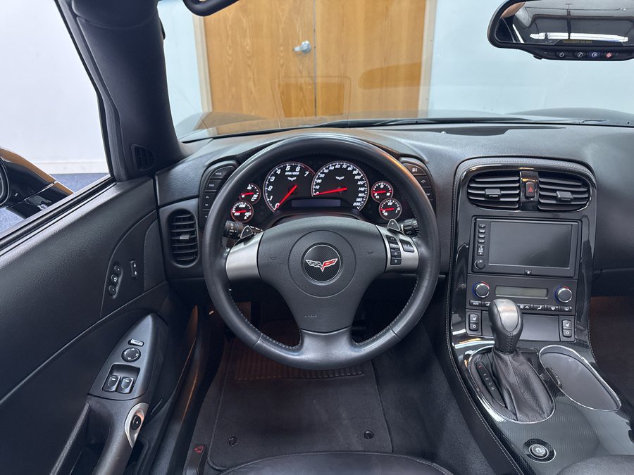 Used 2008 Chevrolet Corvette Convertible w/ Preferred Equipment Group RWD image 11