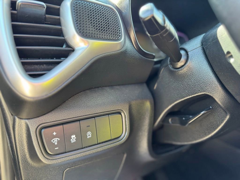 Used 2023 Kia Soul LX w/ LX Technology Package image 23