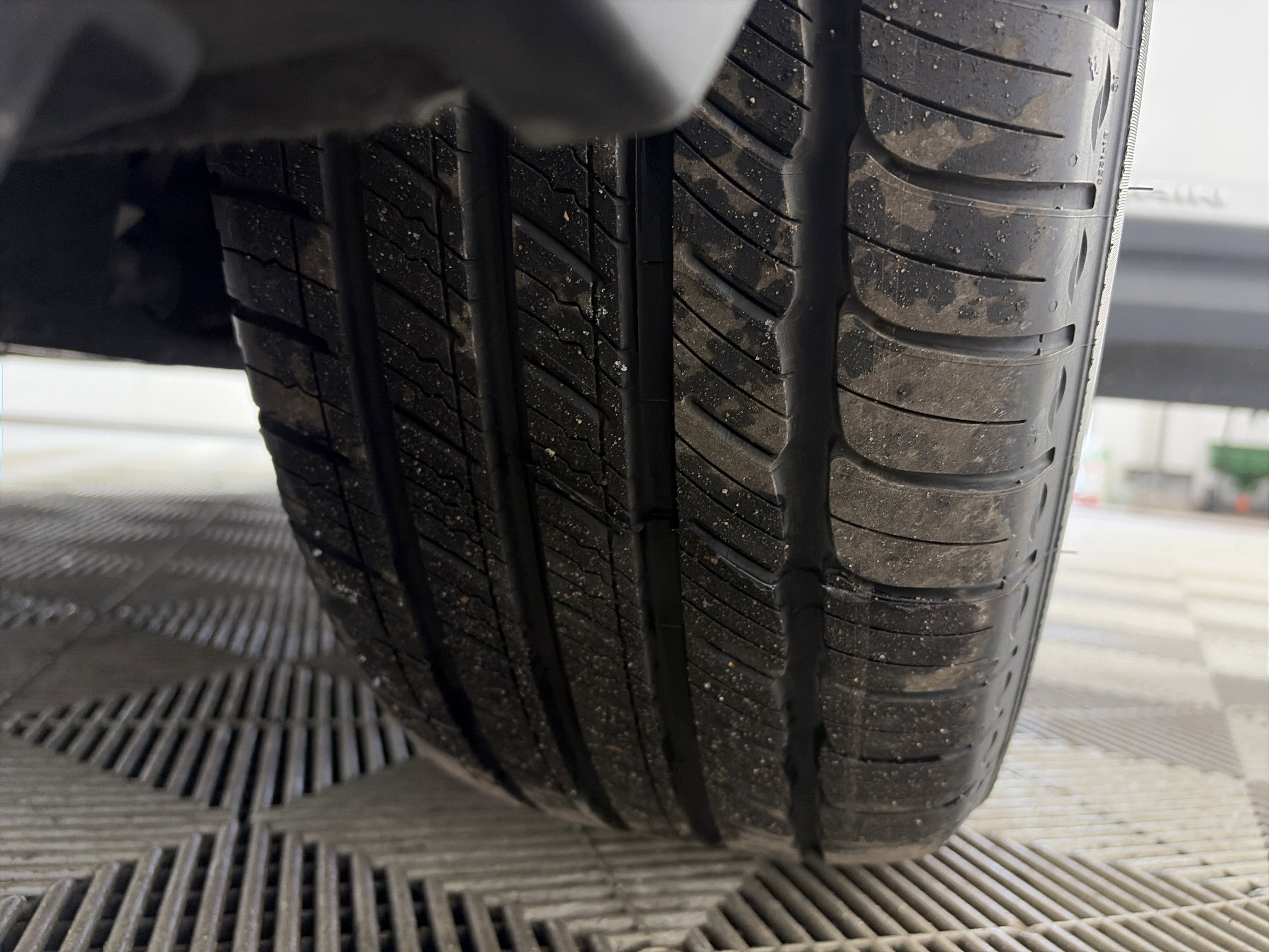 Certified 2024 GMC Terrain SLT image 12