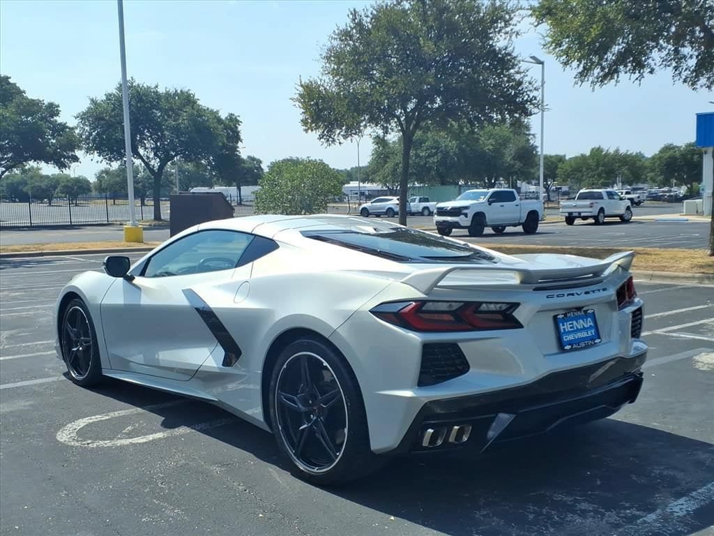 Used 2021 Chevrolet Corvette Stingray Preferred Cpe w/ Z51 Performance Package RWD image 8